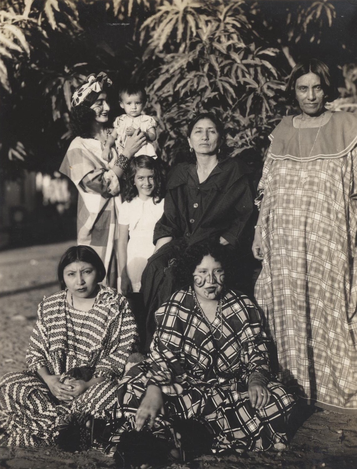 Flor's grandmother Flor Emanuel with her mother Clenticia, aunts and cousins of the Apushana clan, photographed in La Guajira